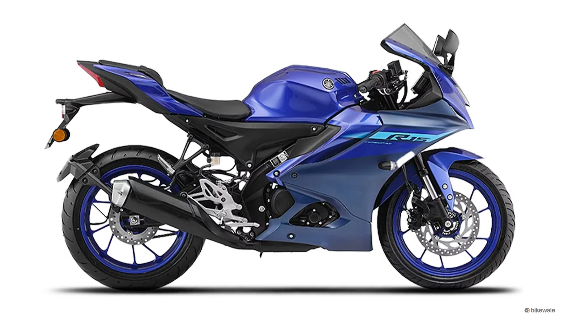Yamaha R15 V4
